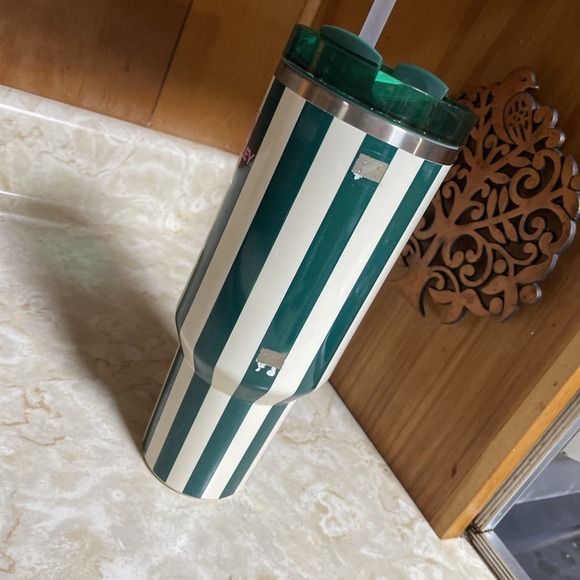 Stanley X Oasis Flowstate Quencher H2.0 Tumbler 40oz Green Cabana Stripe USED - Picture 3 of 11